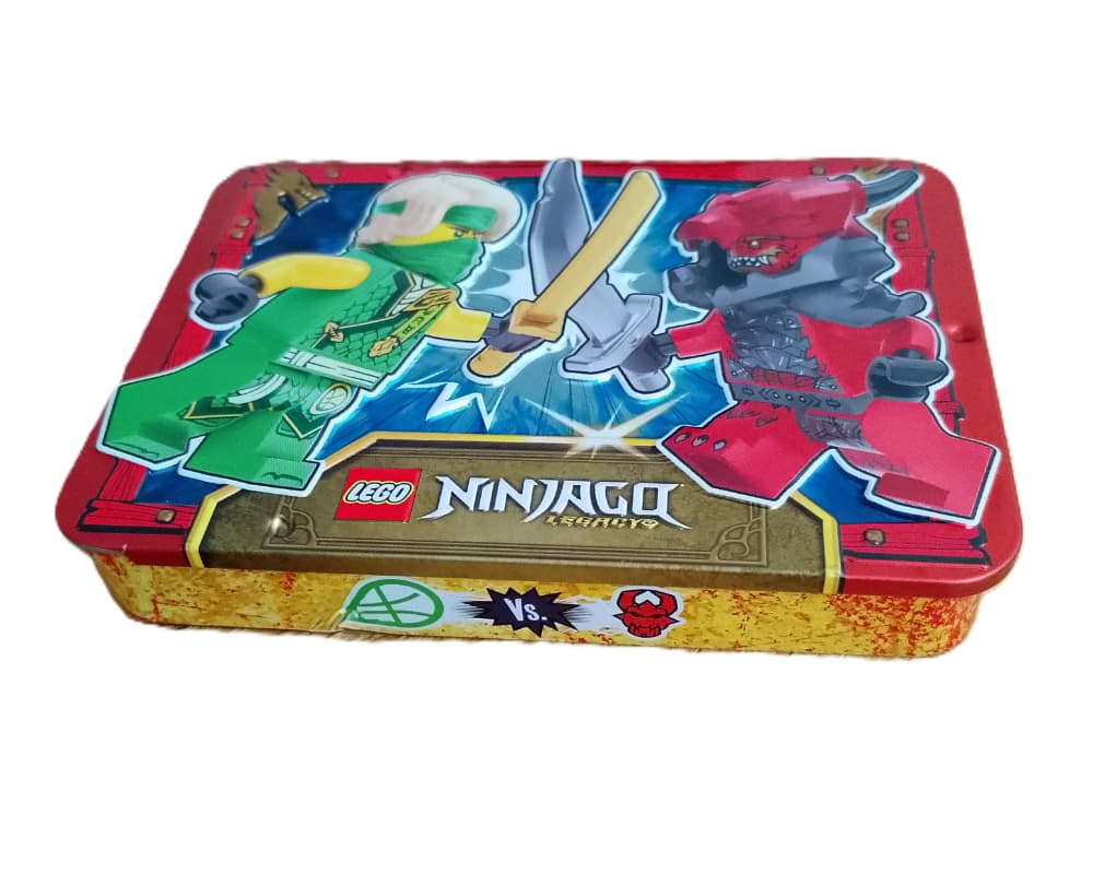 Lloyd vs. Dragonian Warrior collectible