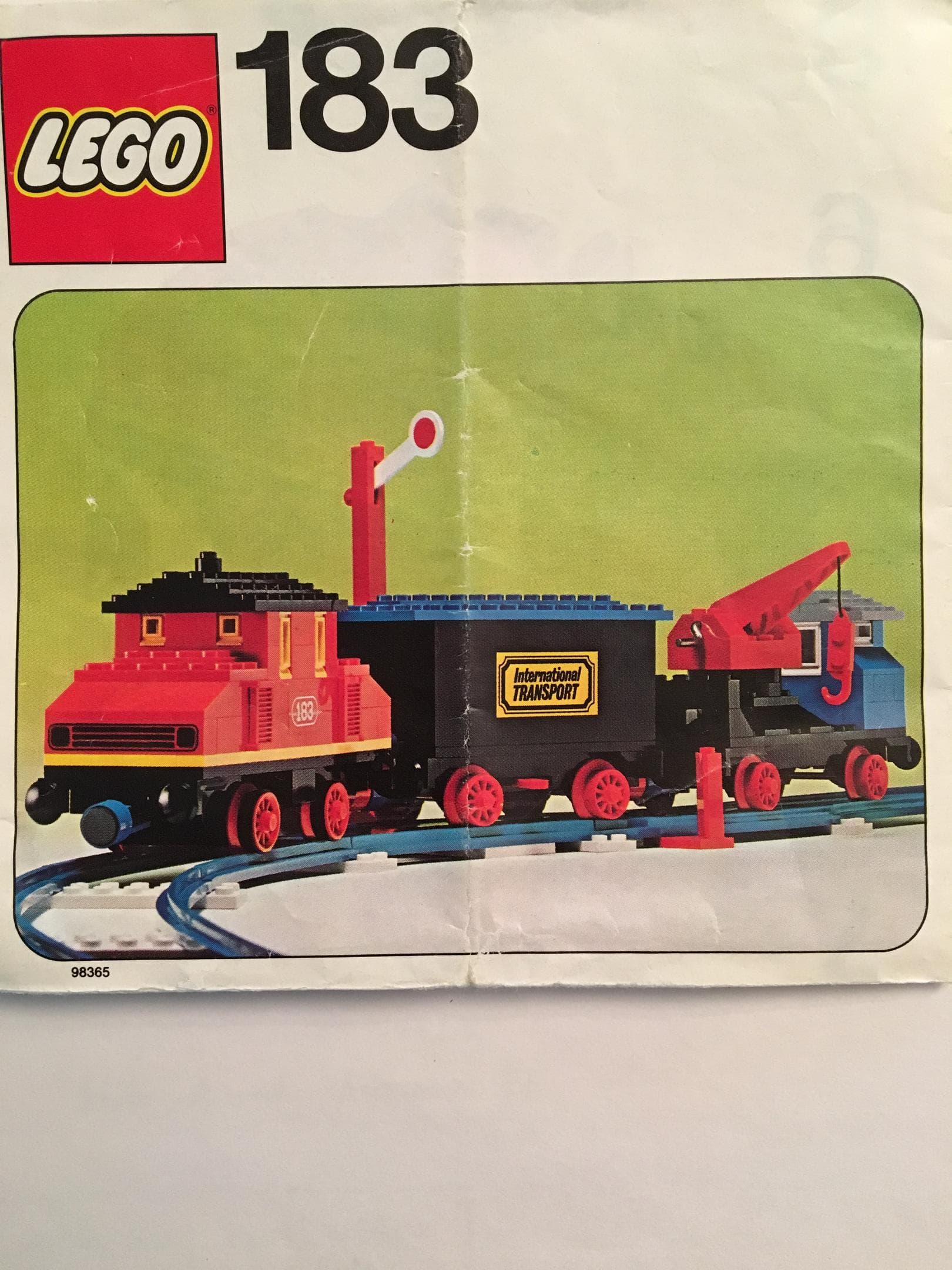 Complete Train Set with Motor and Signal collectible