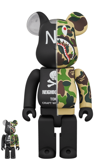 A BATHING APE(R) × NEIGHBORHOOD(R) BE@RBRICK 100% & 400% collectible