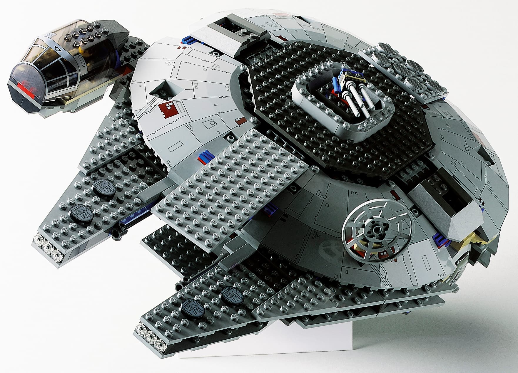 Millennium Falcon collectible