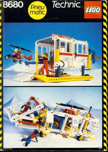Arctic Rescue Base collectible